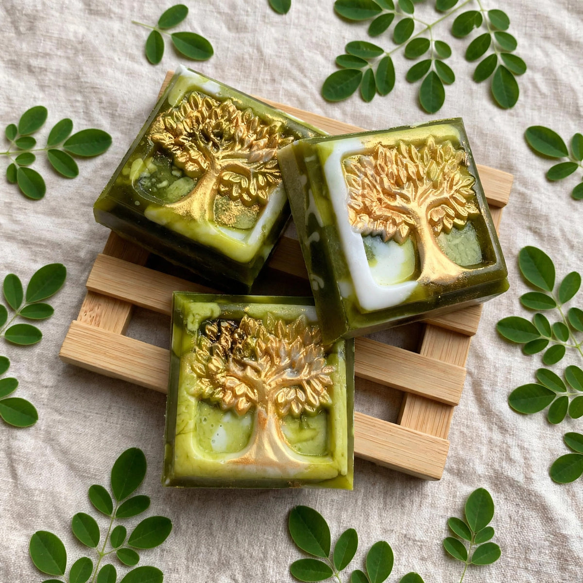 Champú sólido de moringa – Pelo suave como de salón, cero plástico, dura 80 lavados